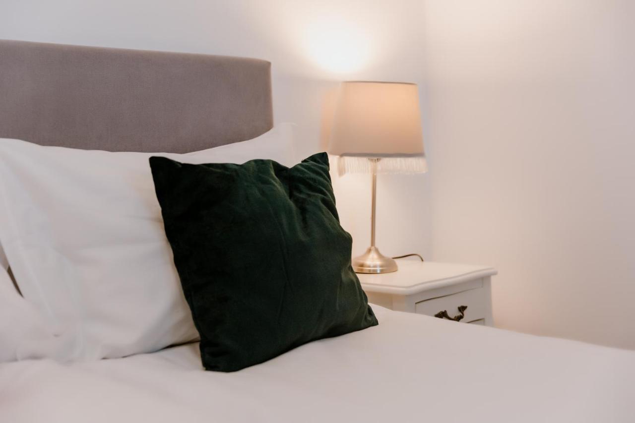 La Fontaine Hotel Hunedoara Eksteriør billede